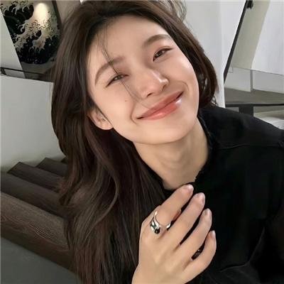 艾莉莎‧施莱辛格:战妆
